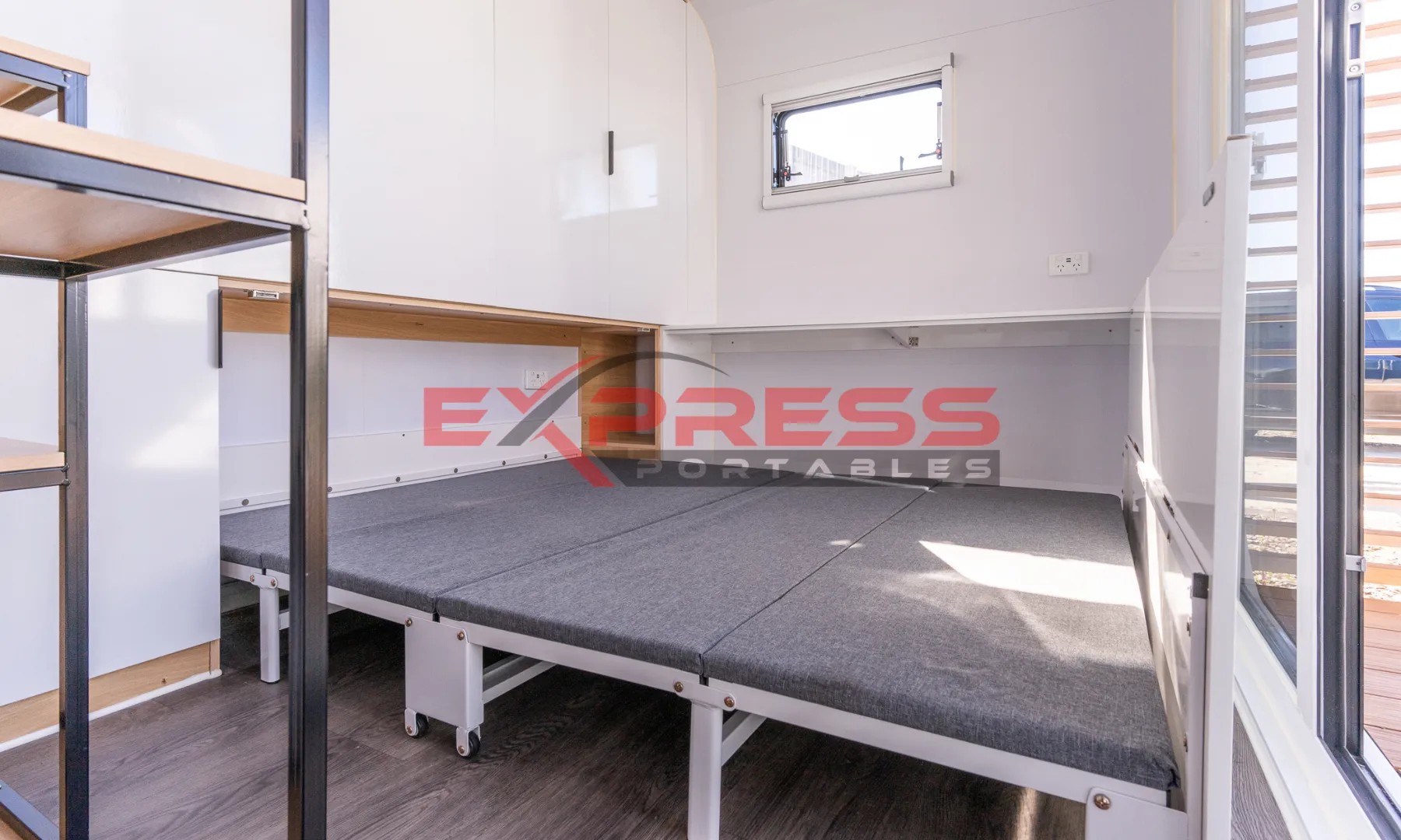 4m Spacee Lite Office With Pop-Out Bed & Bathroom