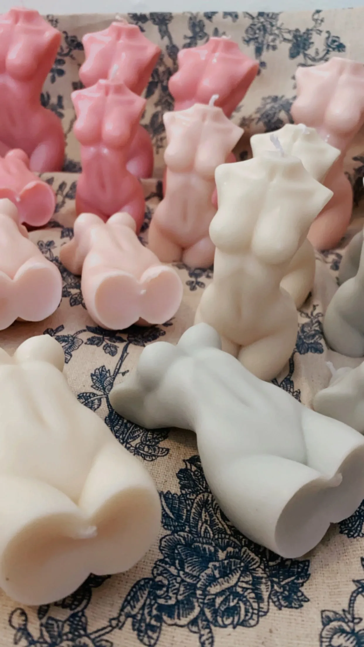 All The Curves (10cm) - Cashmere Cream Vanilla