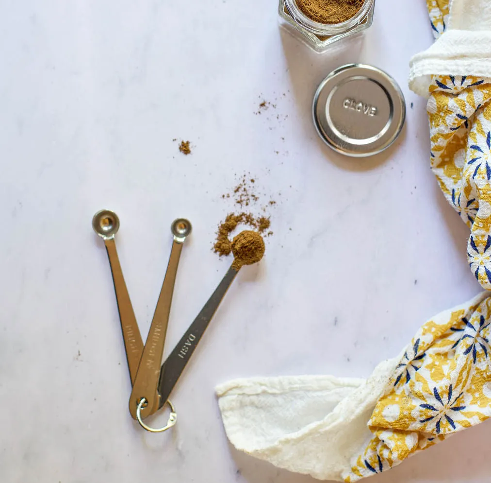 Baker's Bundle — Holiday Gift Set with Baking Spices, Tools and Kit to Make Homemade Vanilla Extract