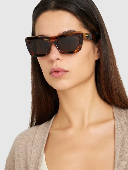 Bottega Veneta   Classic cat eye sunglasses 