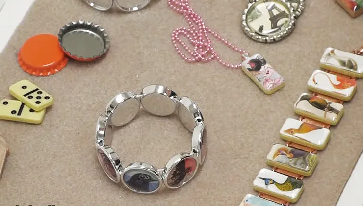 Just Bead It! Quick & Easy Jewelry: Epoxy Stickers
