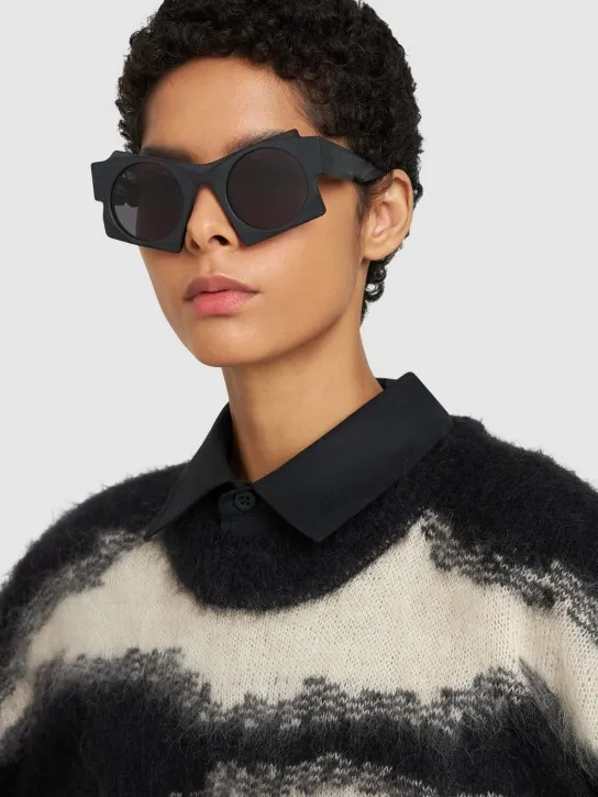 Kuboraum Berlin   U5 squared acetate sunglasses 