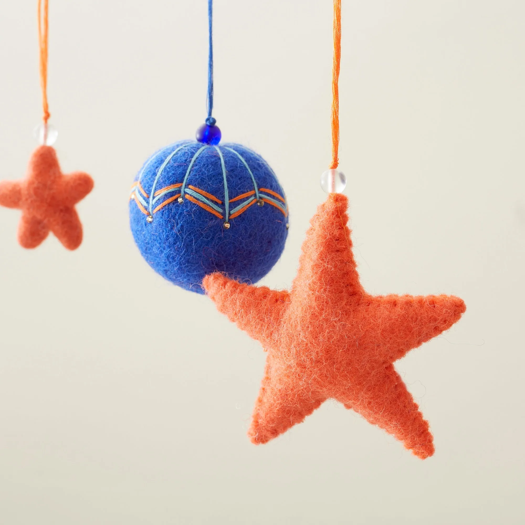 SAPNA Beaded Felt Star Hanging Decoration Pack 5 (WS)
