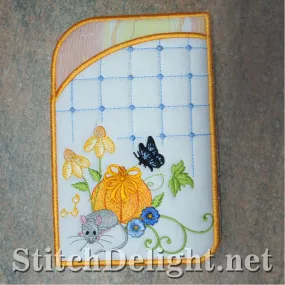 SD1227 Pumpkin eyeglass case